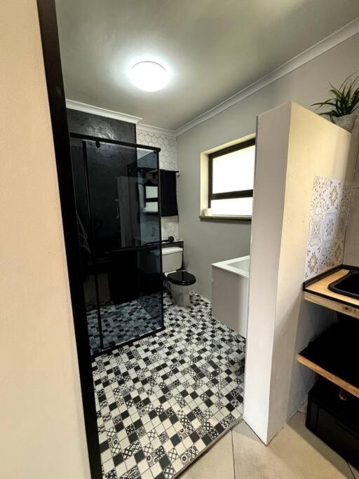 Penguins Cove Coastal Sanctuary Studio Apartment-Bloubergstrand Cape Town Exterior photo